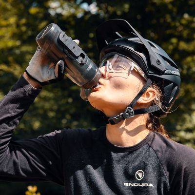 FIDLOCK TWIST 590ML BOTTLE + BIKE BASE